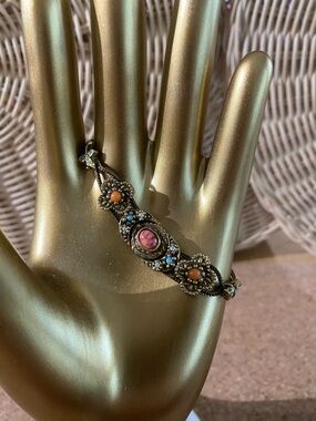 Vintage-Inspired Pink Stone and Blue Accent Bracelet - Women Jewelry